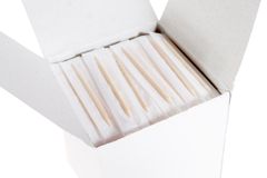 Zahnstocher hygienisch in einem Karton verpackt